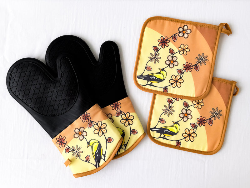 Oven Mitts + Hot Pad Set (Dalena)