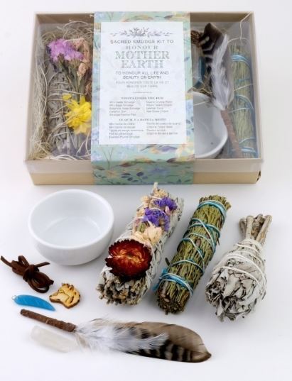 "Honour Mother Earth" Sacred Smudge Kit